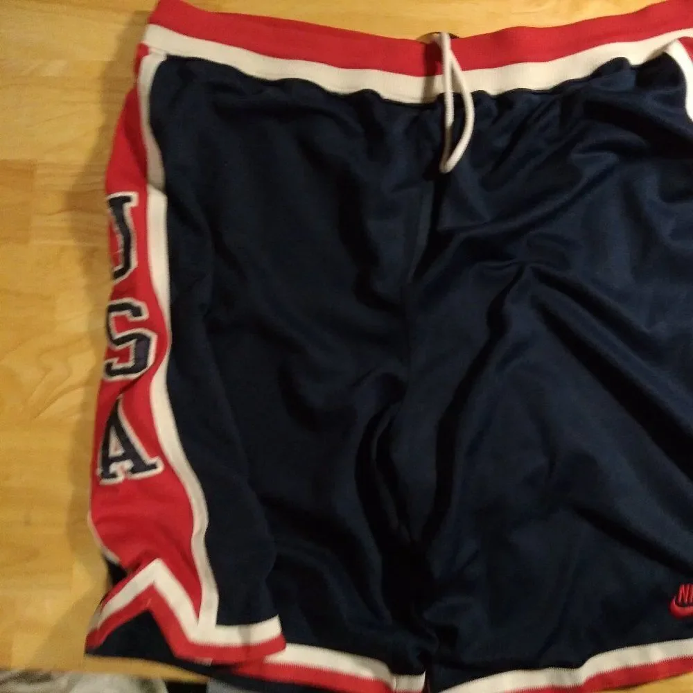 Vintage Nike Team USA Dream Team Athletic Basketball Shorts